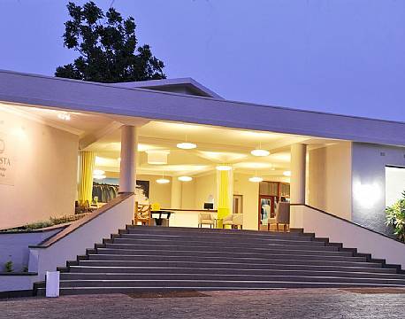 Cresta Sprayview Hotel zimbabwe 3 africa tours