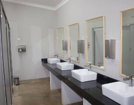 Shearwater Explorers Village zimbabwe 19 africa tours