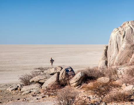Klippeformationer i Makgadikgadi, Botswana africa tours